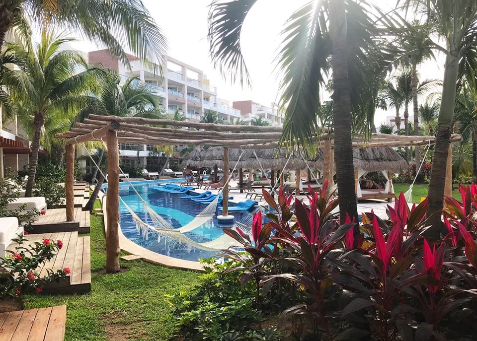 excellence playa mujeres reviews