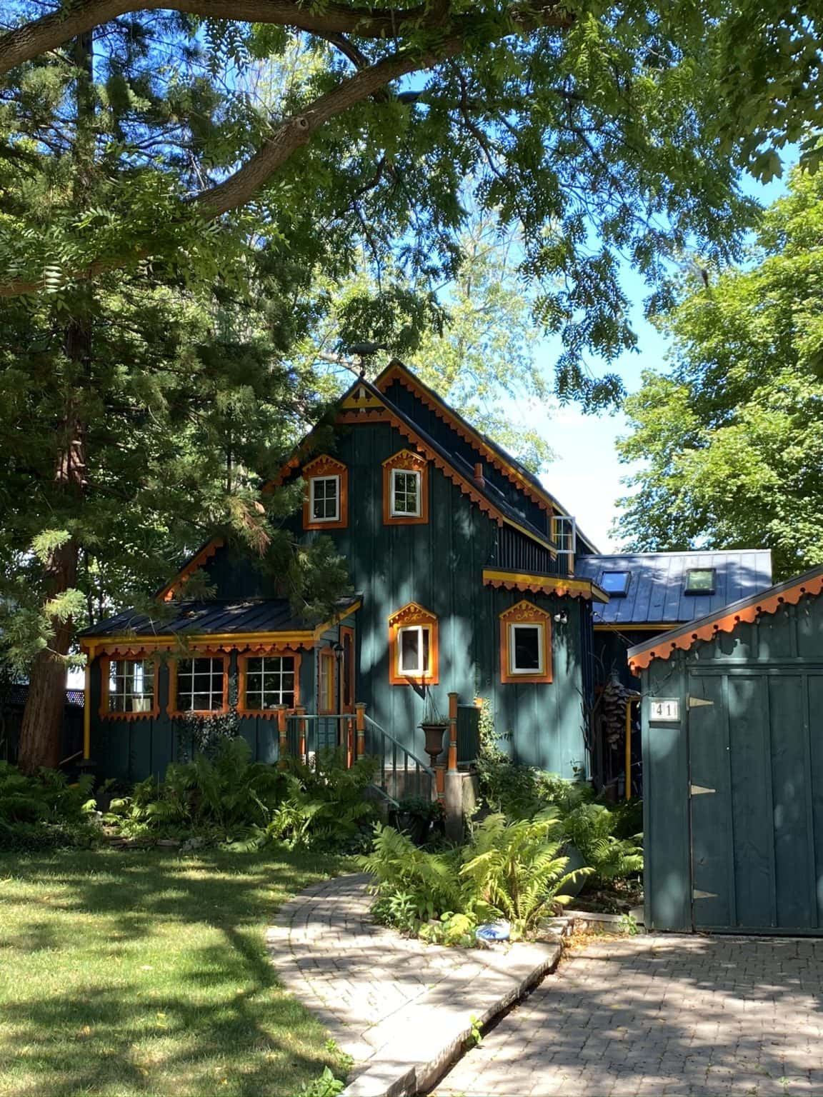 Painted Ladies of Historic Grimsby Beach In Search of Sarah