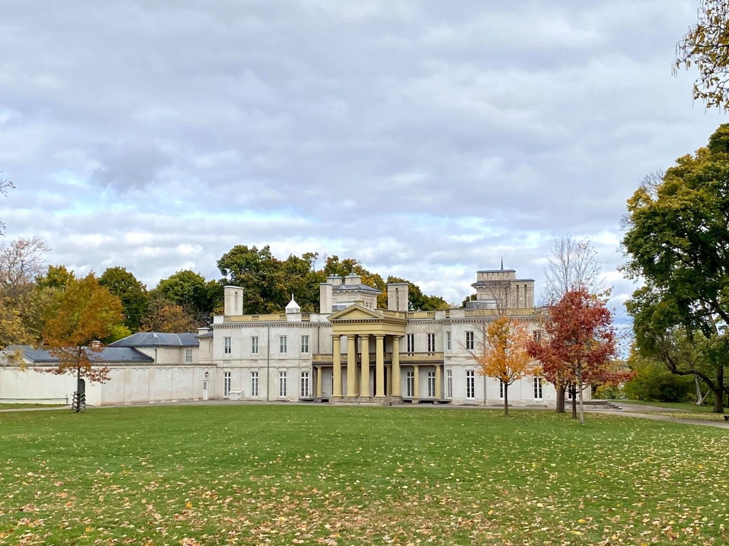 Dundurn Castle in the fall