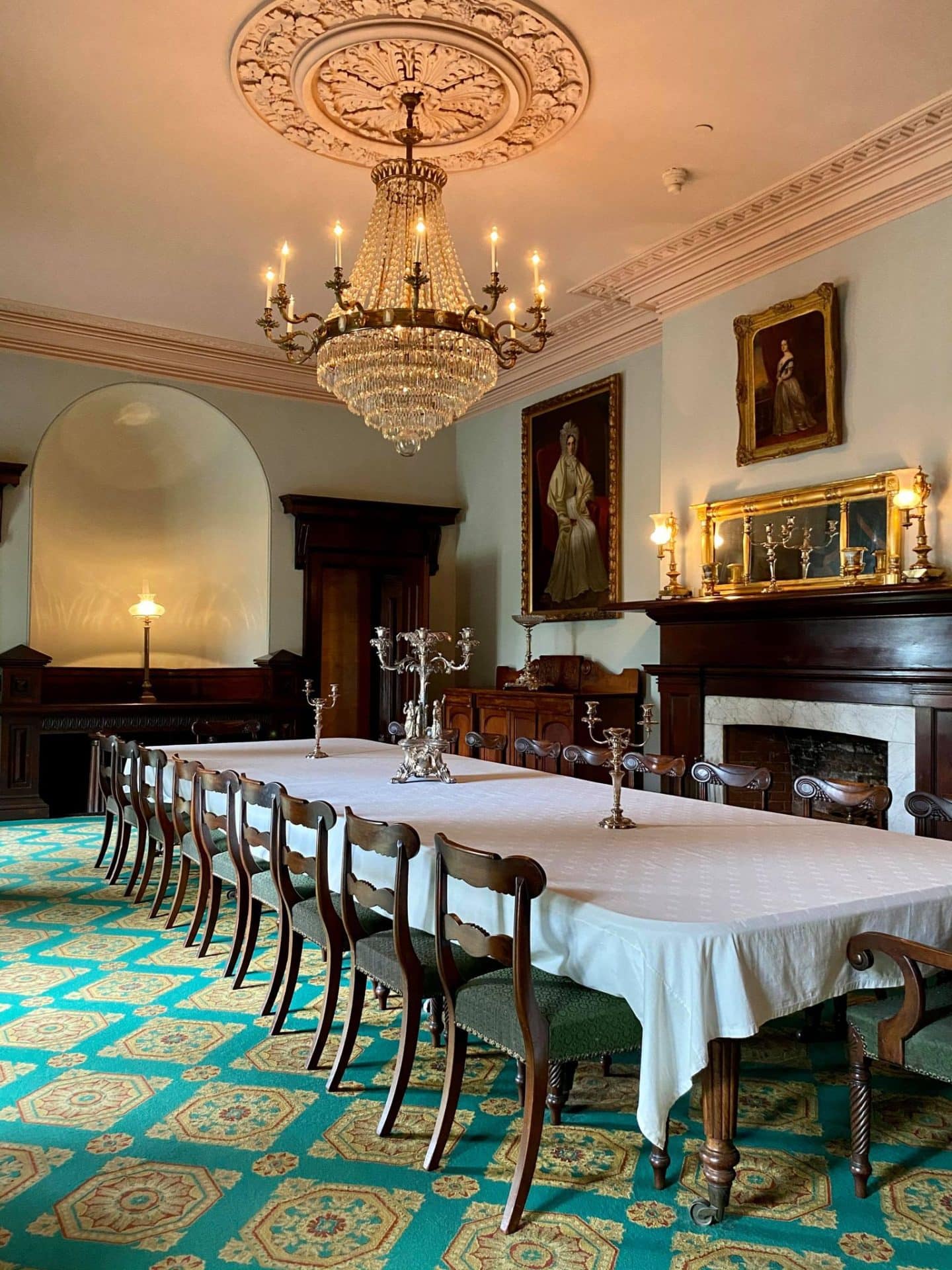 formal dining room