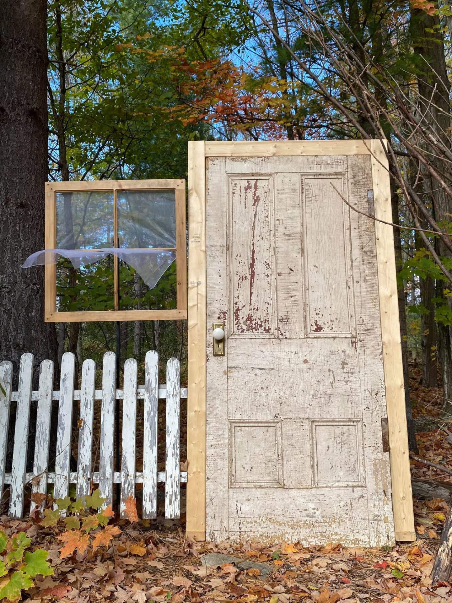 Photo op with door and window