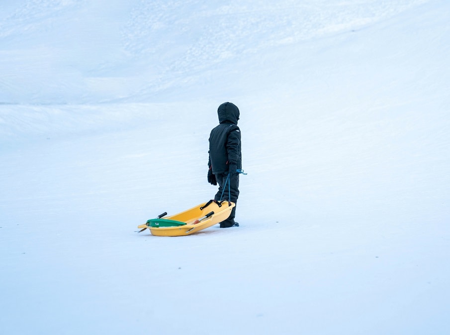 sledding in Niagara