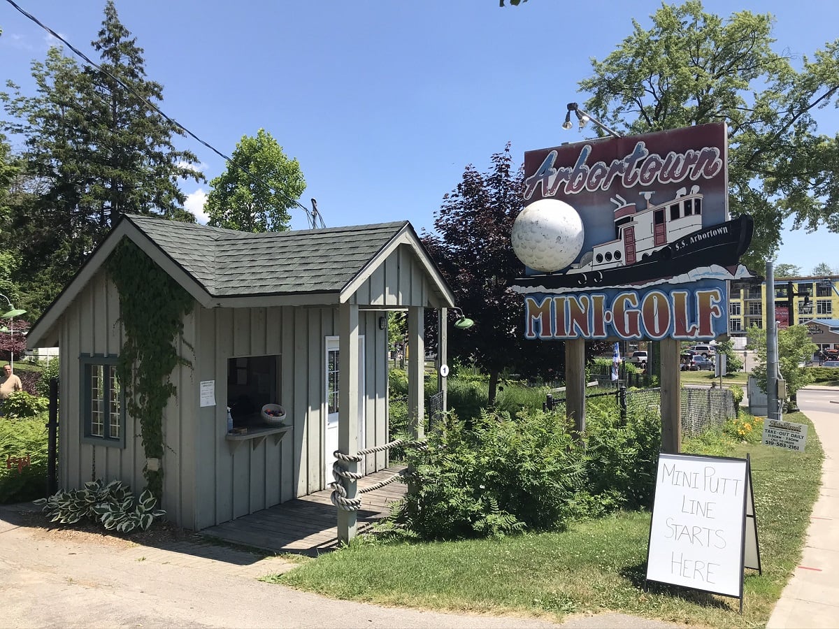 Arbortown mini golf Port Dover