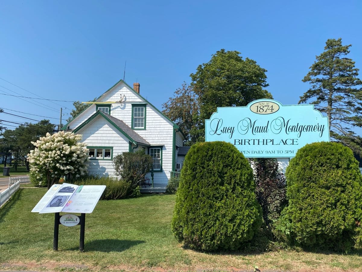 lucy maud montgomery birthplace pei