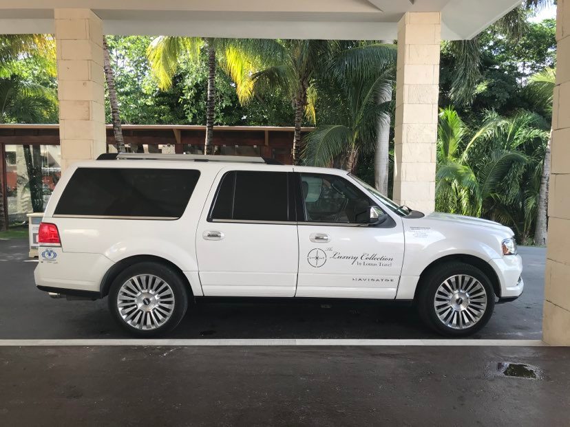 lomas cancun transportation