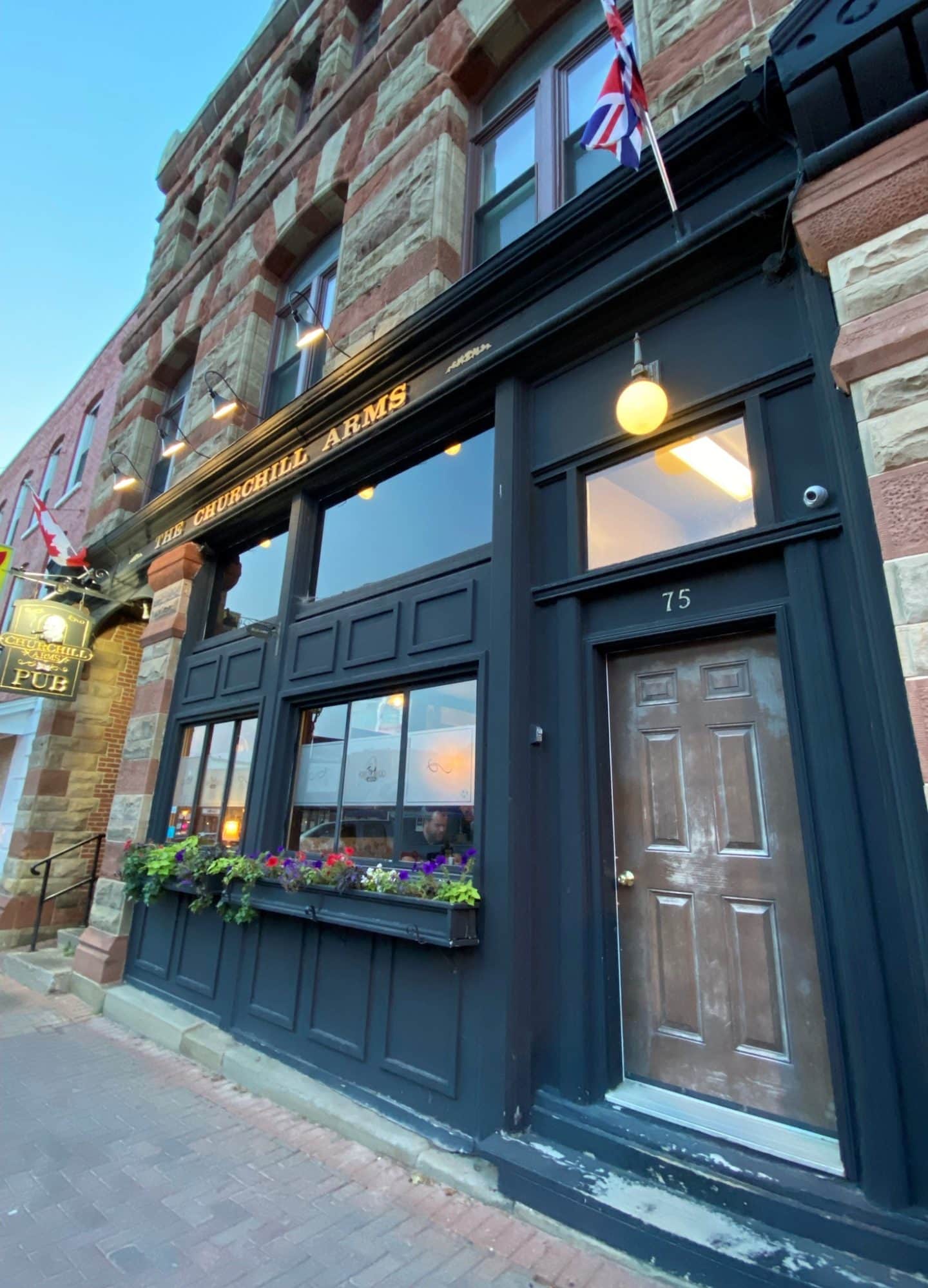 places to eat charlottetown