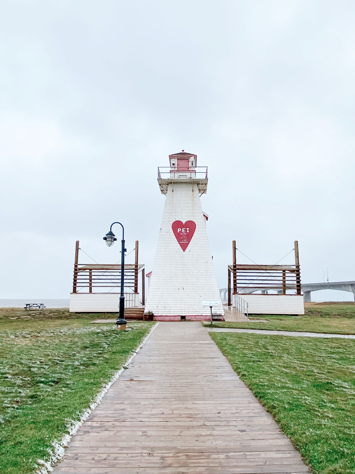 port borden lighthouse confederation bridge