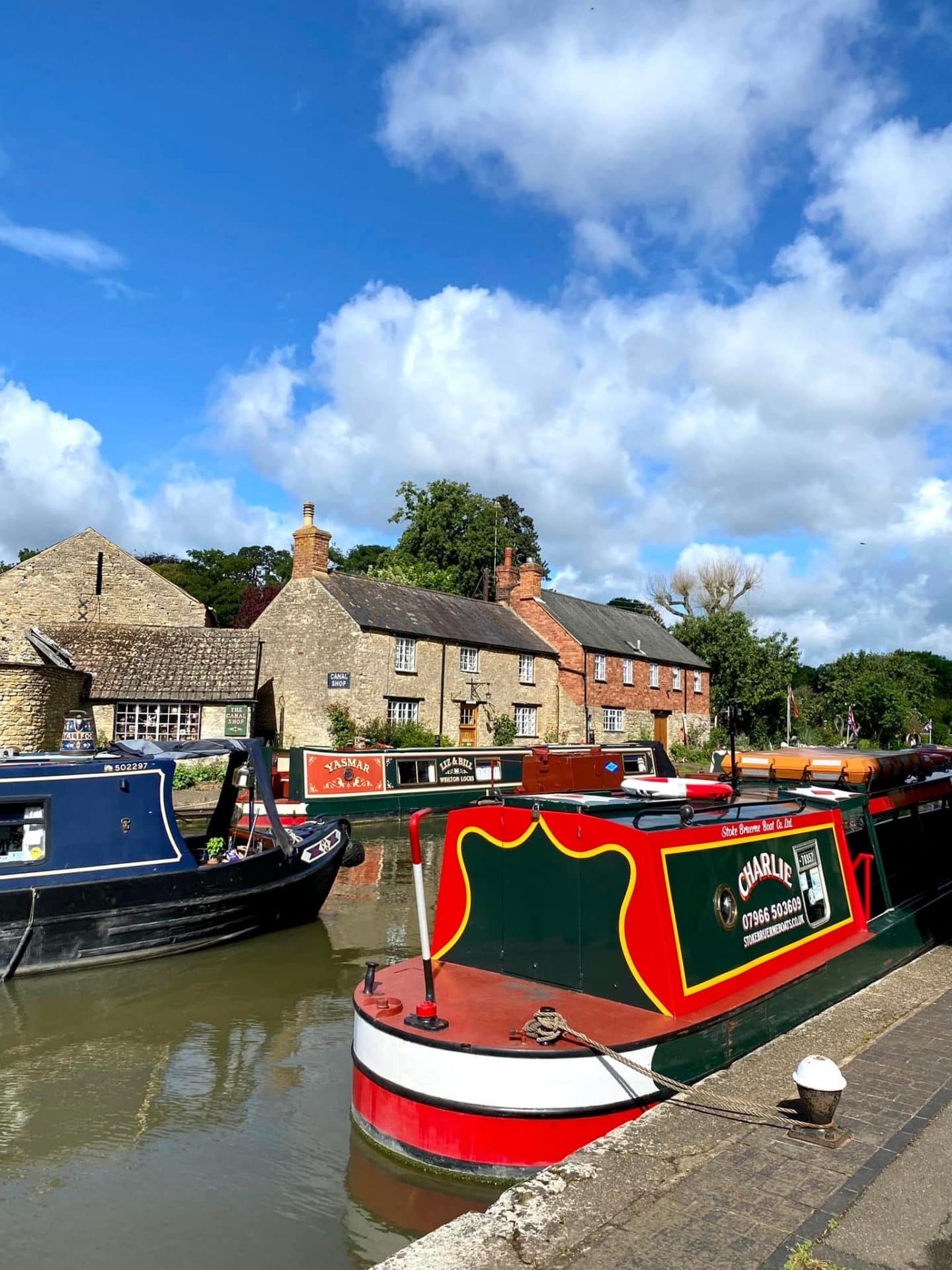 stoke bruerne boat trips