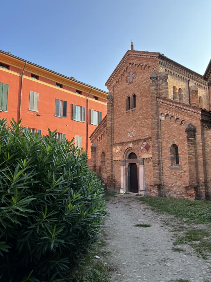 bologna churches