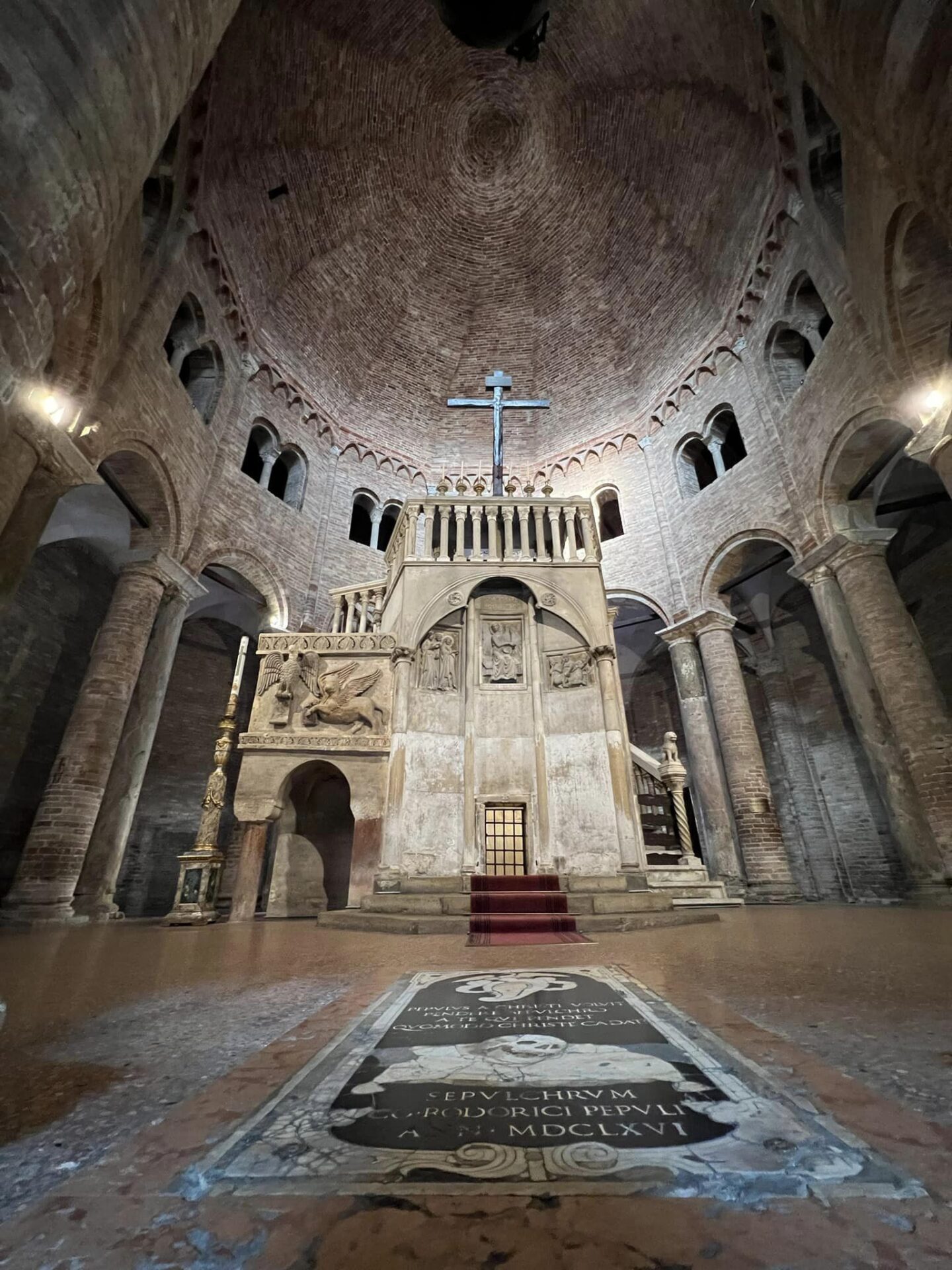 churches bologna