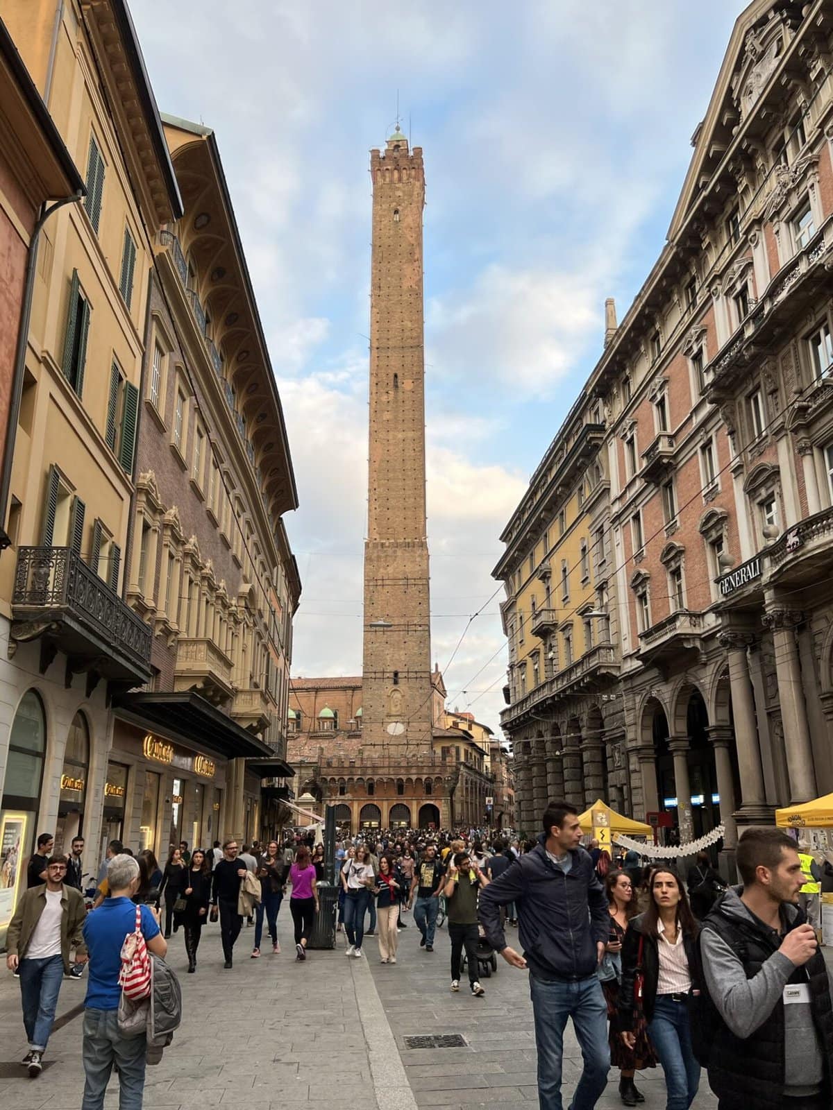 How to visit Catalani Tower, Bologna